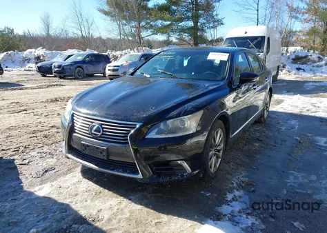 2013 Lexus Ls 460 z USA, uszkodzony, nr VIN JTHCL5EF1D5017430